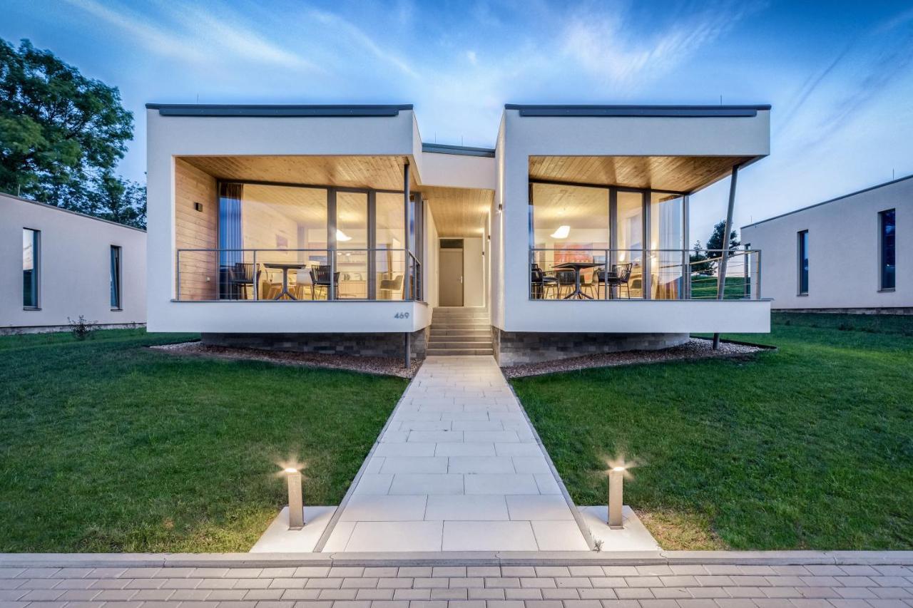 Apartmany Hradecek Mladé Buky Exterior photo
